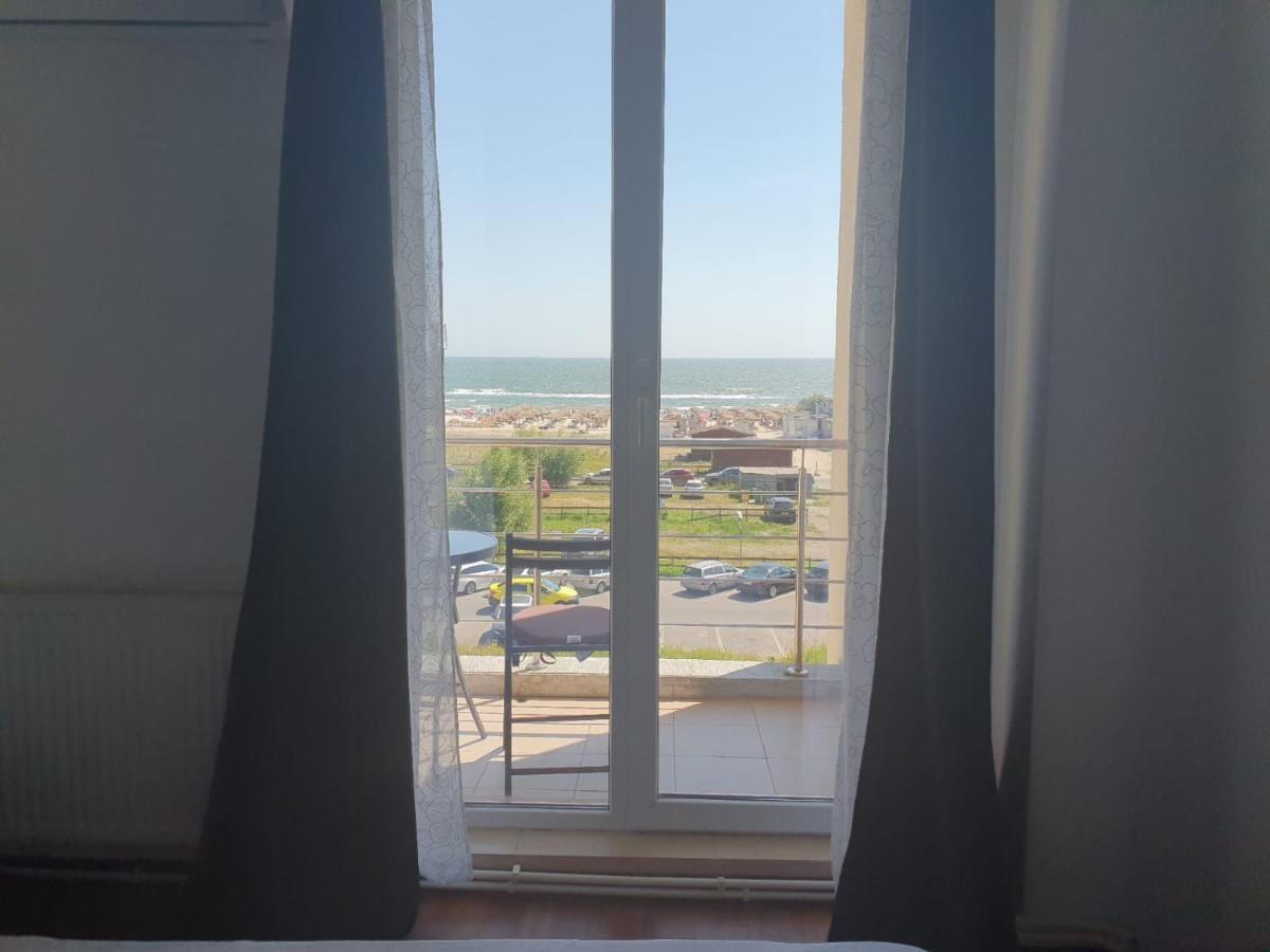 Fratellyvibe Mamaia Apartment Exterior photo