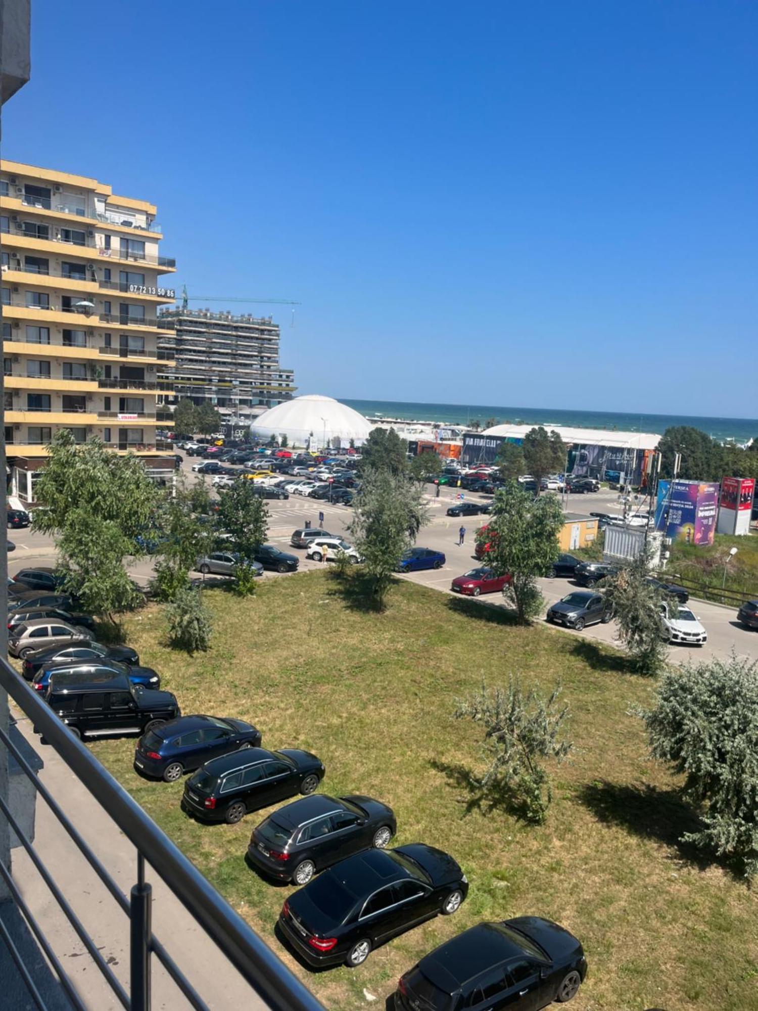 Fratellyvibe Mamaia Apartment Exterior photo